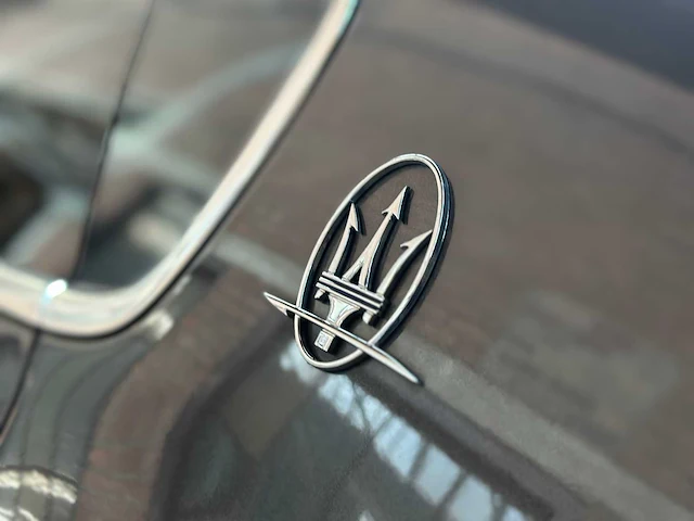 Maserati quattroporte gts 3.8 v8 530pk 2017 (new-model) - afbeelding 38 van  49