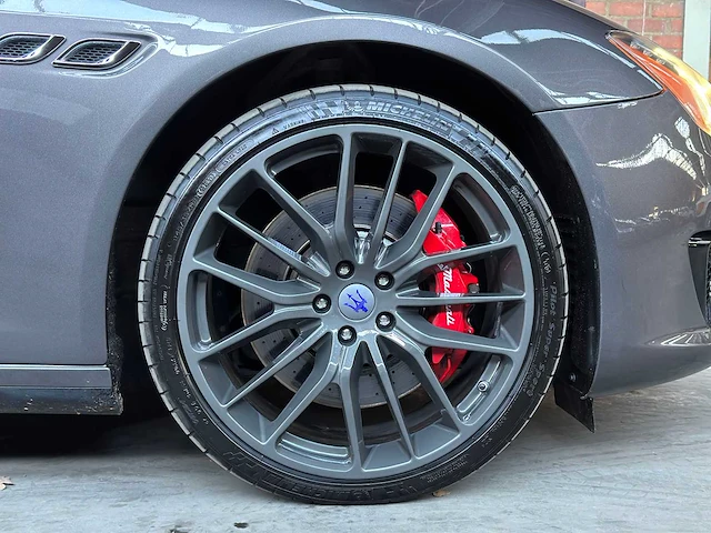 Maserati quattroporte gts 3.8 v8 530pk 2017 (new-model) - afbeelding 39 van  49