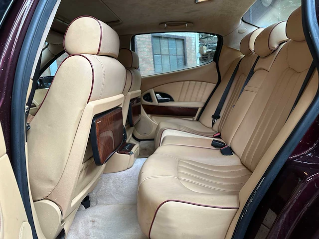 Maserati quattroporte sport gt 400pk 2006 youngtimer - afbeelding 33 van  43