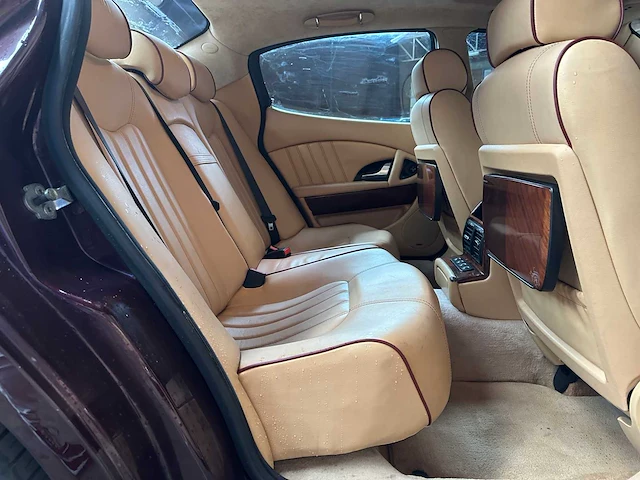 Maserati quattroporte sport gt 400pk 2006 youngtimer - afbeelding 36 van  43