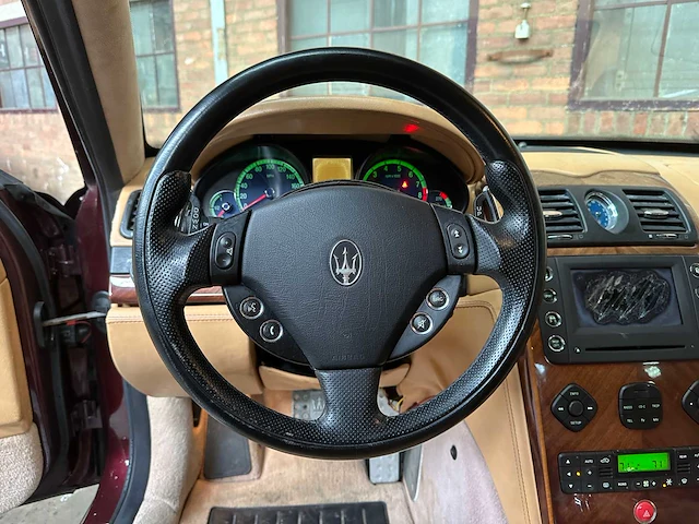 Maserati quattroporte sport gt 400pk 2006 youngtimer - afbeelding 10 van  43