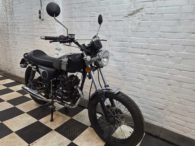 Mash fifty 45 km bromscooter 4takt - afbeelding 7 van  7