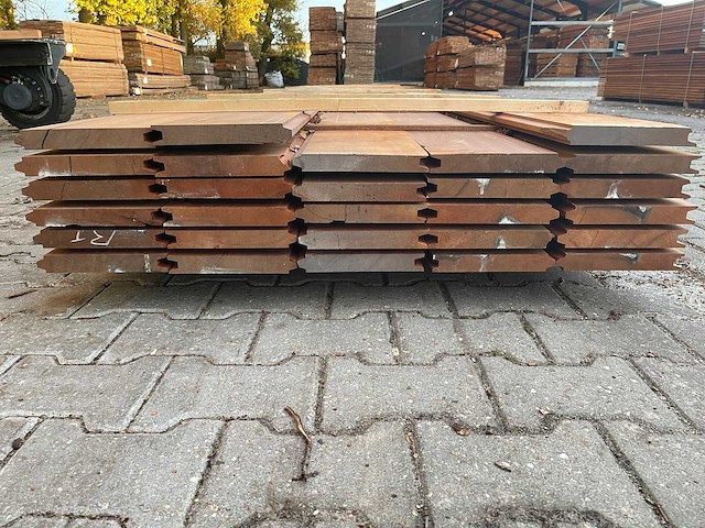 Massaranduba damwand-/ paardenbox profiel 3000x195x28mm (14x) - afbeelding 3 van  4