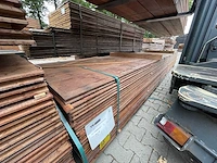 Massaranduba damwand- / paardenbox profiel 5000x200x28mm (75x) - afbeelding 3 van  3