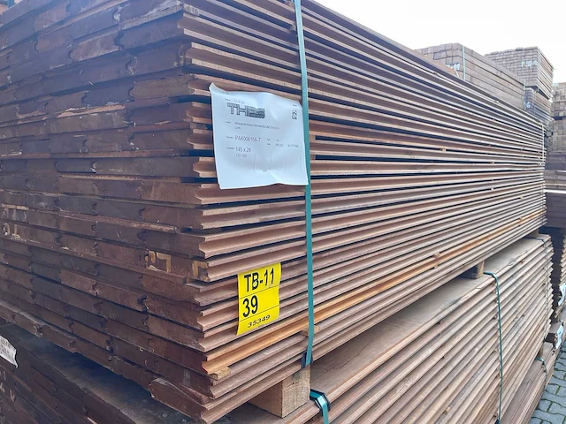 Massaranduba damwand- /paardenboxprofiel 3000x145x28mm (133x) - afbeelding 2 van  3