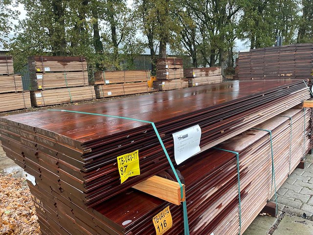 Massaranduba damwand-/ paardenboxprofiel 3000x200x28mm (35x) - afbeelding 4 van  4