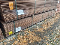 Massaranduba damwand -/paardenboxprofiel 4000x200x28mm (60x) - afbeelding 4 van  4