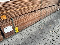 Massaranduba damwand -/paardenboxprofiel 5000x200x28mm (37x) - afbeelding 4 van  4