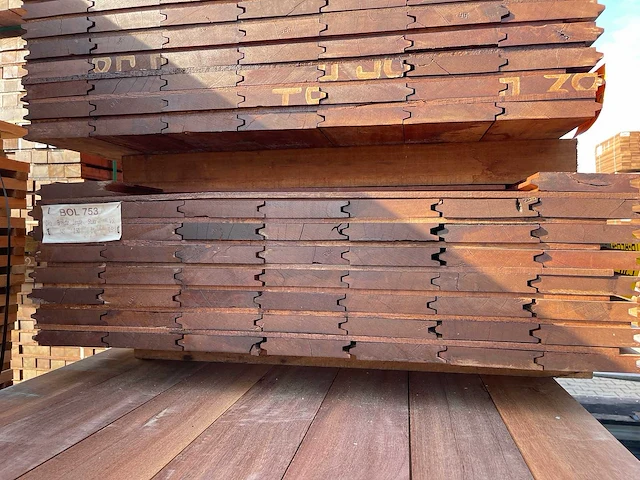 Massaranduba damwand 2500x145x28mm (51x) - afbeelding 3 van  3