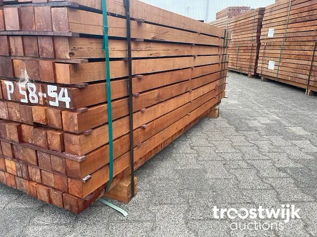 Massaranduba hardhouten balken 60x60mm, lengte 250cm - afbeelding 2 van  3