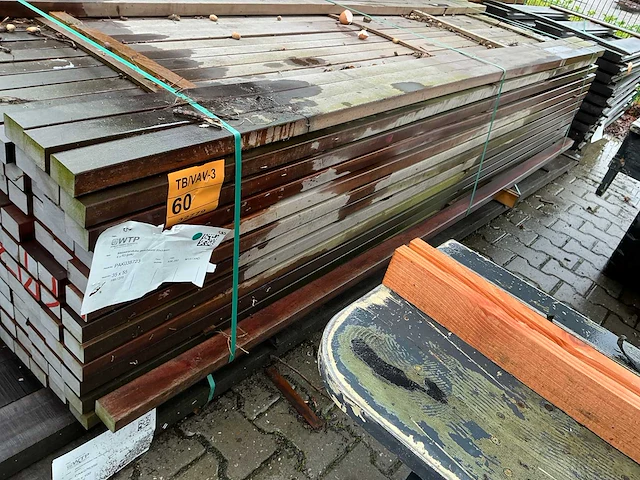 Massaranduba hardhouten regels geschaafd 35x55mm, lengte 275cm (195x) - afbeelding 3 van  3
