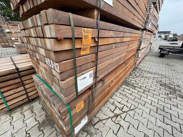 Massaranduba palen fijnbezaagd 2750x60x60mm (70x) - afbeelding 4 van  4