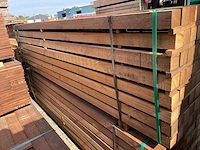 Massaranduba palen fijnbezaagd 2750x70x70mm (52x) - afbeelding 2 van  4