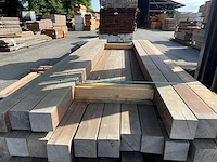 Massaranduba palen geschaafd 2500x90x90mm (17x) - afbeelding 1 van  3