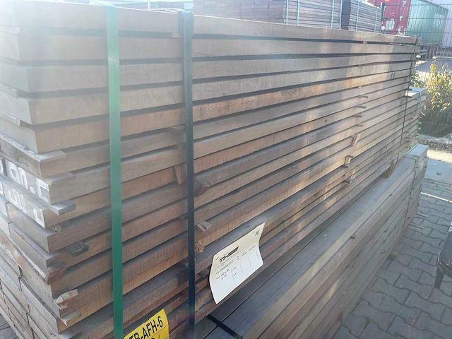 Massaranduba planken fijnbezaagd 2000-2500x150x30mm (108x) - afbeelding 2 van  3