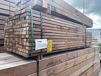 Massaranduba regels fijnbezaagd 2500-3000x60x40mm (87x) - afbeelding 4 van  4