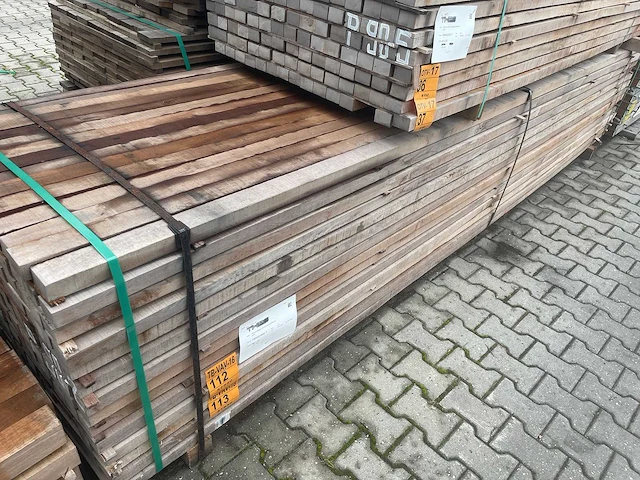 Massaranduba regels fijnbezaagd 4000x60x40mm (105x) - afbeelding 4 van  4