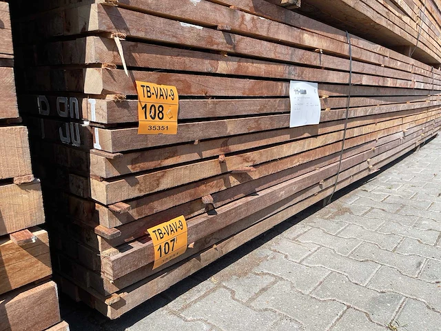Massaranduba regels fijnbezaagd 5000x60x40mm (105x) - afbeelding 4 van  4