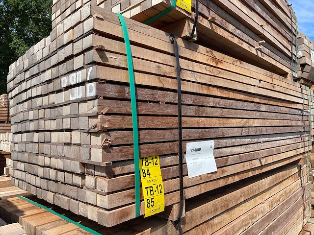 Massaranduba regels geschaafd 2500x60x40mm (105x) - afbeelding 4 van  4