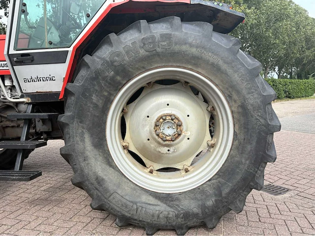 Massey ferguson - 1990 - 3125 - tweewielaangedreven landbouwtractor - afbeelding 9 van  56