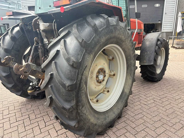 Massey ferguson - 1990 - 3125 - tweewielaangedreven landbouwtractor - afbeelding 10 van  56