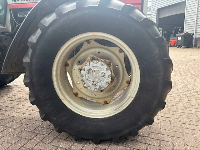Massey ferguson - 1990 - 3125 - tweewielaangedreven landbouwtractor - afbeelding 14 van  56