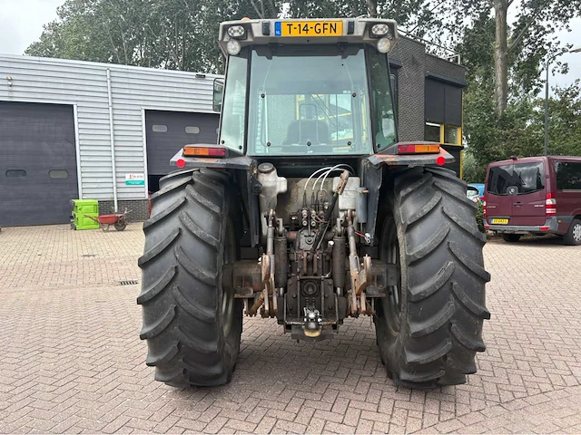 Massey ferguson - 1990 - 3125 - tweewielaangedreven landbouwtractor - afbeelding 53 van  56