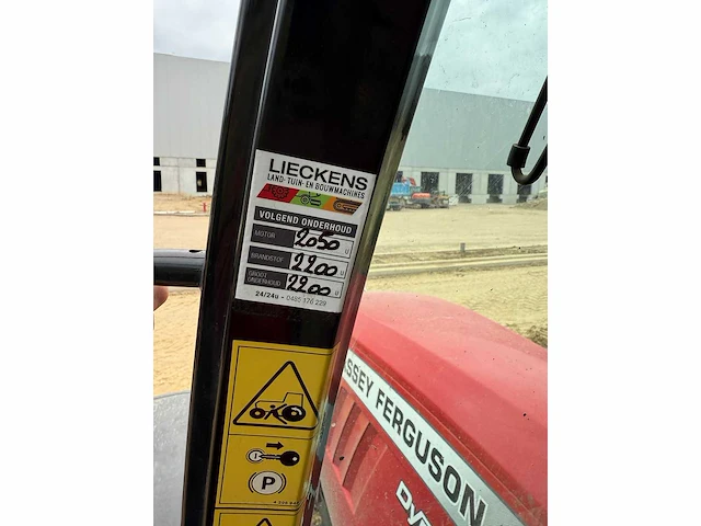 Massey-ferguson - 2019 - 7724s - dyna vt transmissie - vierwielaangedreven landbouwtractor - afbeelding 10 van  20