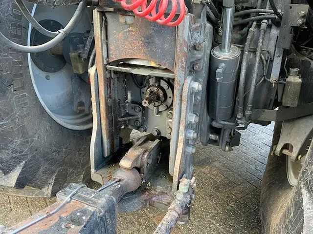 Massey ferguson - 8690 - vierwielaangedreven landbouwtractor - afbeelding 5 van  28