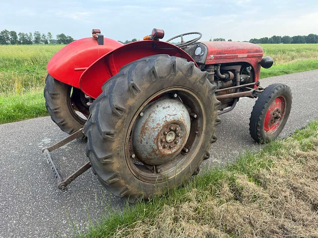 Massey ferguson 20 oldtimer tractor - afbeelding 3 van  9