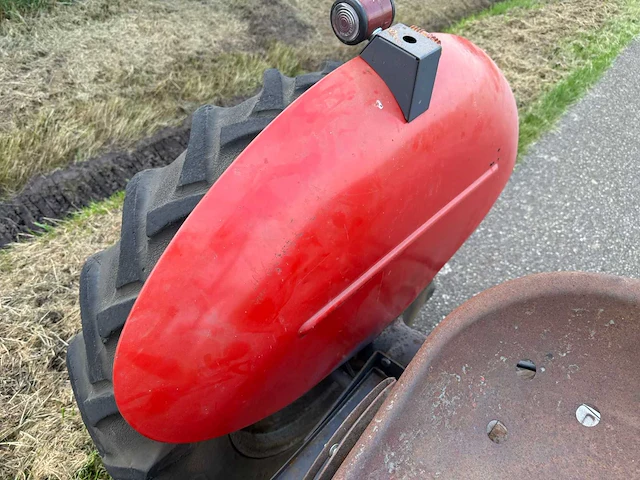 Massey ferguson 20 oldtimer tractor - afbeelding 5 van  9