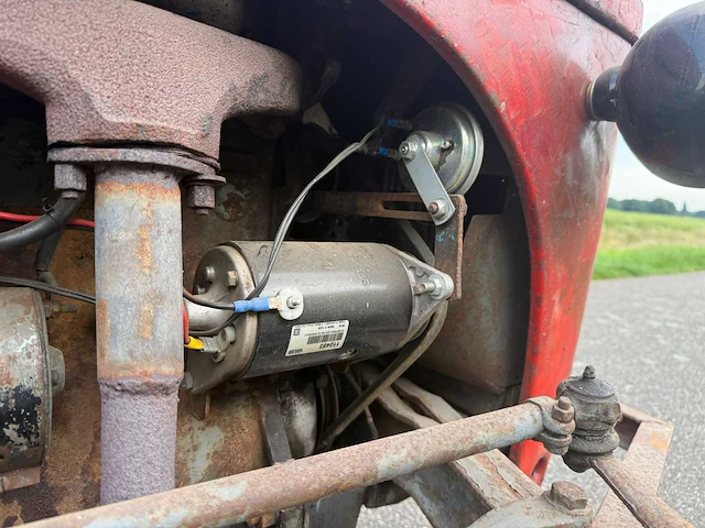 Massey ferguson 20 oldtimer tractor - afbeelding 7 van  9