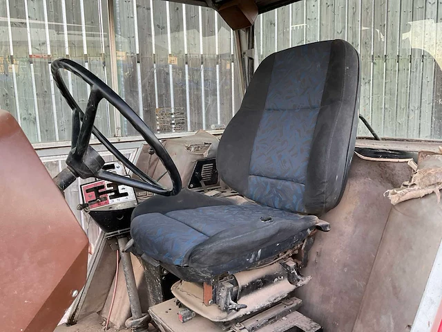 Massey ferguson 2620 tweewielaangedreven landbouwtractor - afbeelding 11 van  29