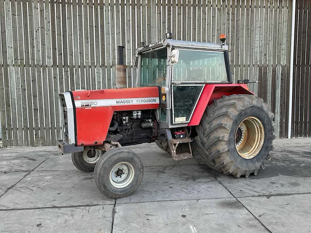 Massey ferguson 2620 tweewielaangedreven landbouwtractor - afbeelding 1 van  29