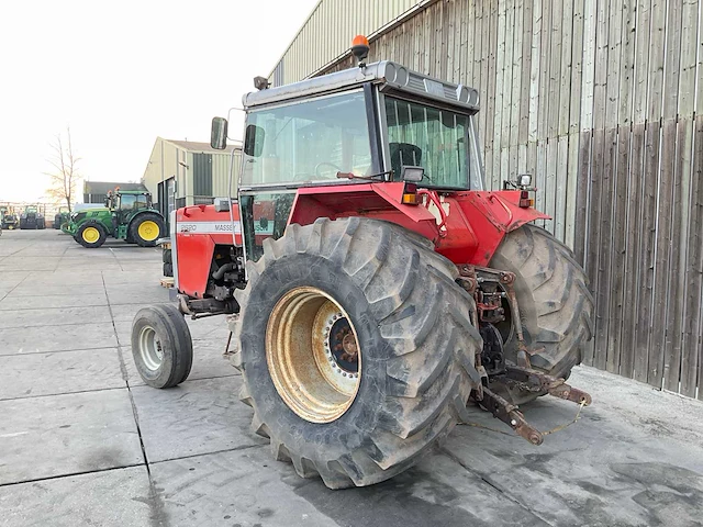 Massey ferguson 2620 tweewielaangedreven landbouwtractor - afbeelding 26 van  29