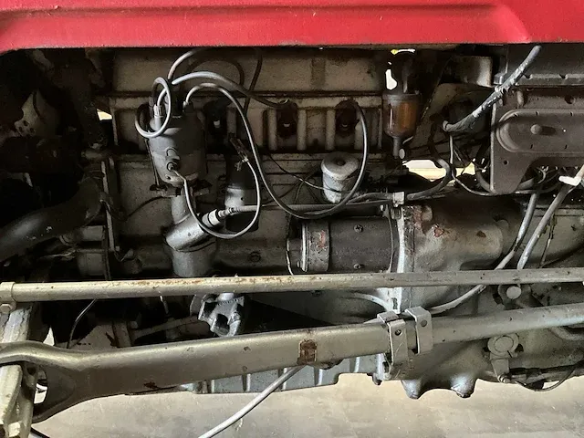 Massey ferguson 35 oldtimer tractor - afbeelding 3 van  15