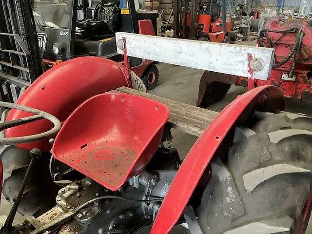 Massey ferguson 35 oldtimer tractor - afbeelding 4 van  15