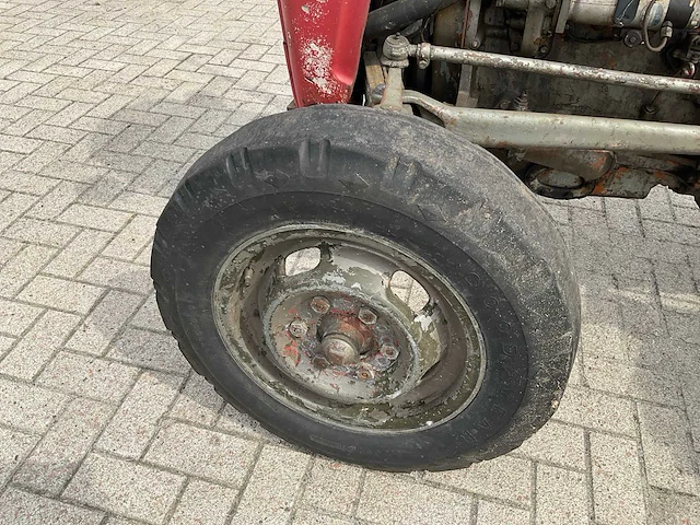 Massey ferguson 35 tweewielaangedreven landbouwtractor - afbeelding 5 van  20