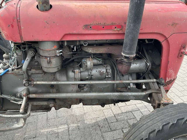 Massey ferguson 35 tweewielaangedreven landbouwtractor - afbeelding 6 van  20