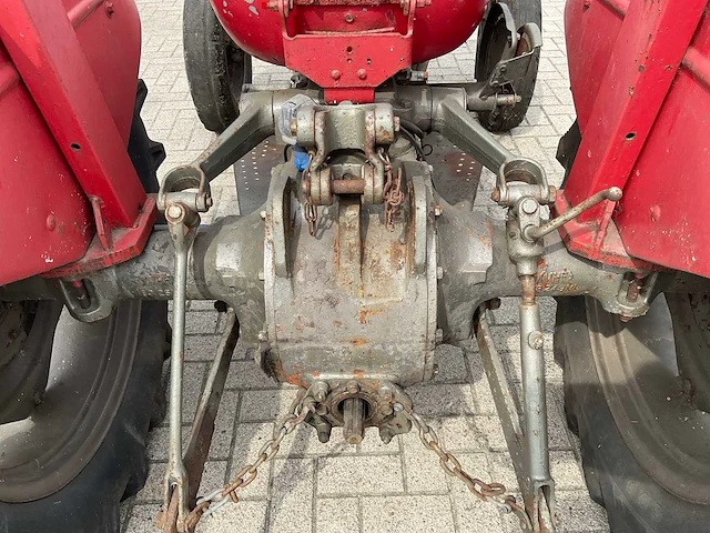 Massey ferguson 35 tweewielaangedreven landbouwtractor - afbeelding 9 van  20