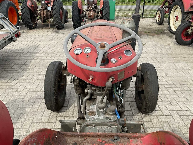 Massey ferguson 35 tweewielaangedreven landbouwtractor - afbeelding 10 van  20
