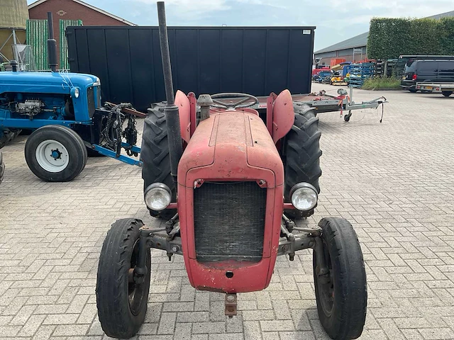 Massey ferguson 35 tweewielaangedreven landbouwtractor - afbeelding 12 van  20