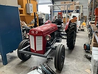 Massey ferguson oldtimer tractor - afbeelding 1 van  24
