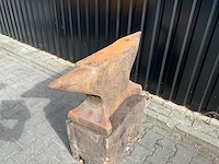Massief aambeeld 100cm - afbeelding 1 van  4