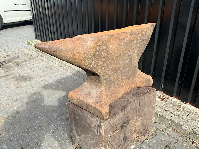 Massief aambeeld 100cm - afbeelding 4 van  4