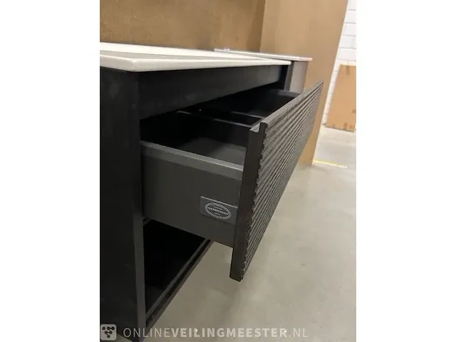 Massief eiken badmeubel + keramische wastafel finewood, badmeubel, black - afbeelding 2 van  10