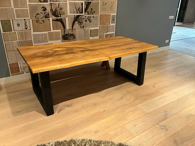 Massief eiken eetkamertafel 210x100 cm - afbeelding 1 van  3