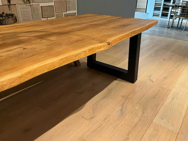 Massief eiken eetkamertafel 210x100 cm - afbeelding 3 van  3