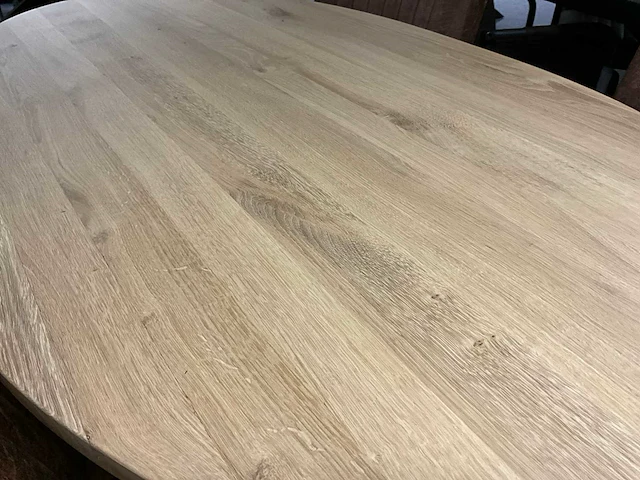 Massief eiken ovale eetkamertafel - afbeelding 4 van  9