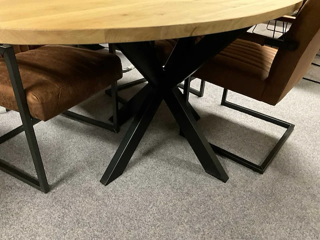 Massief eiken ovale eetkamertafel - afbeelding 5 van  9